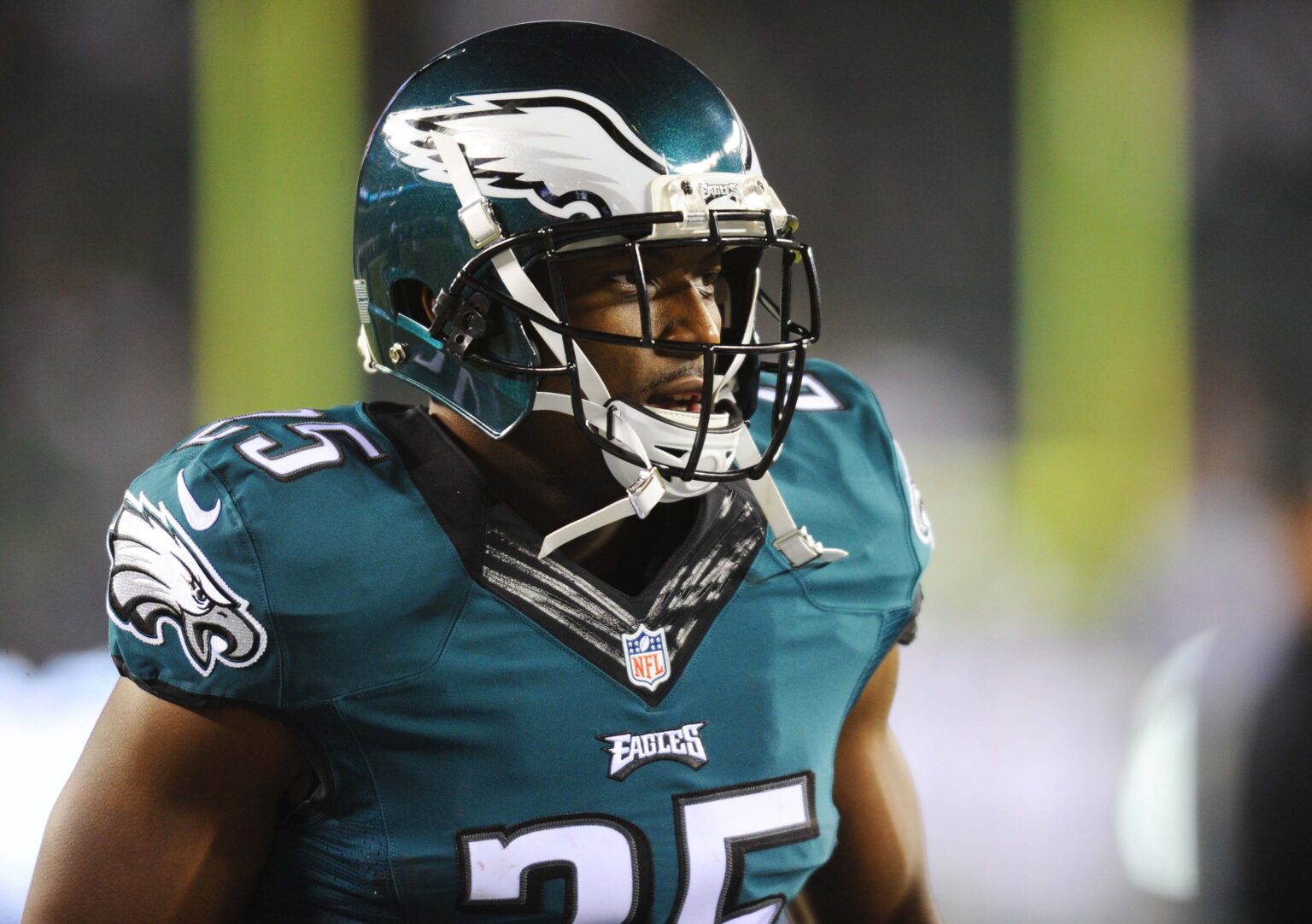 Eagles’ legendary 2nd-round pick lands in the top five of a 2009 NFL re-draft by PFF