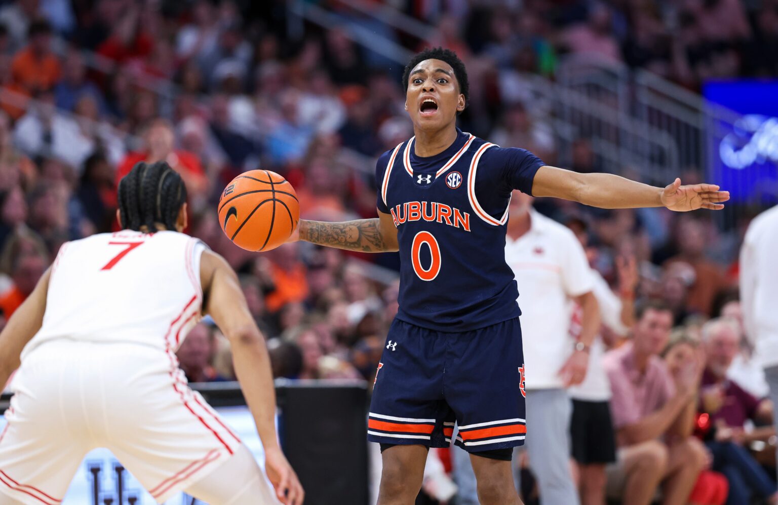 Auburn will be a top-10 squad if Tahaad Pettiford pulls out of the NBA draft