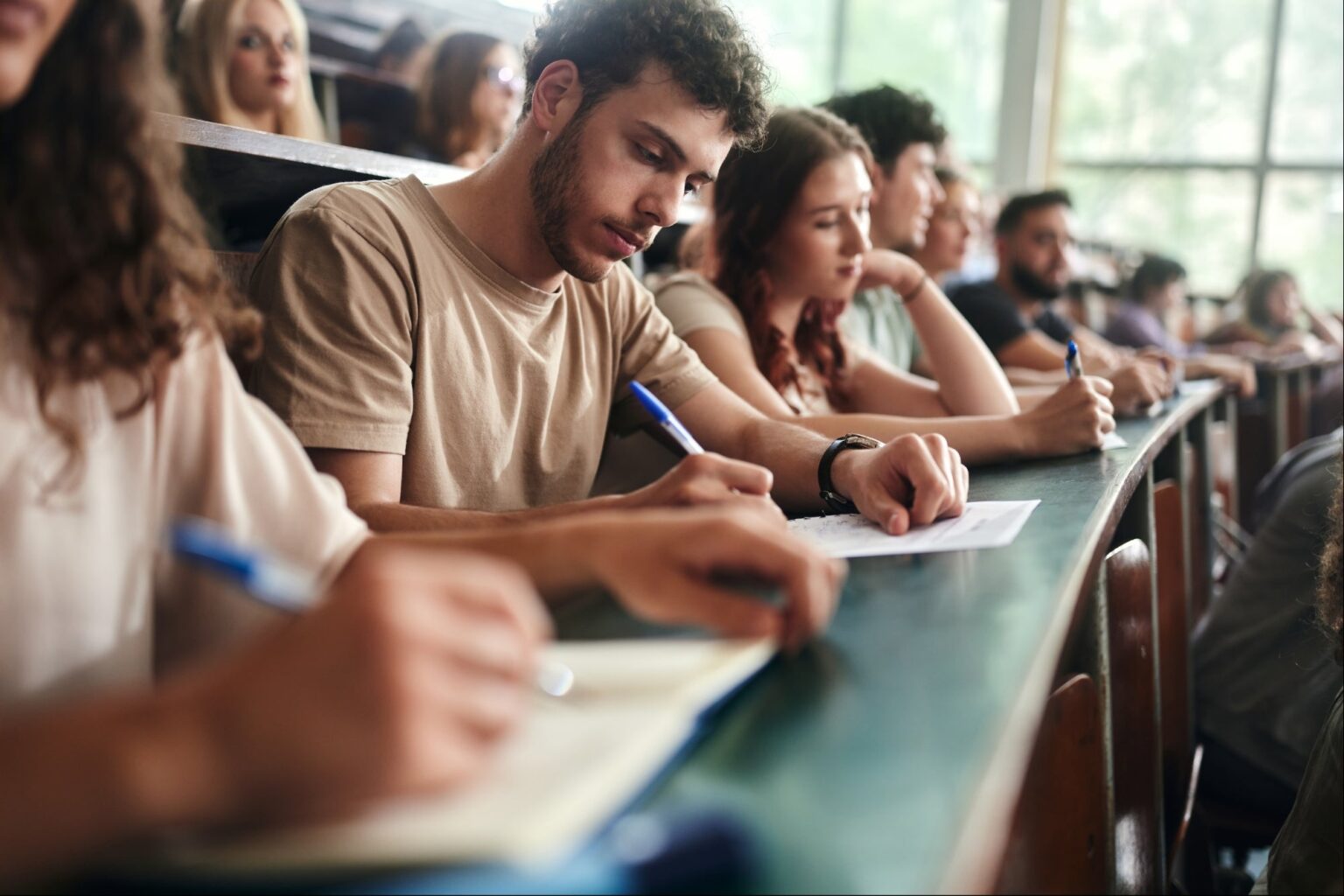 College Professors Are Turning to an OId-College Product From a Family-Owned Substitute to Fight AI Dishonest
