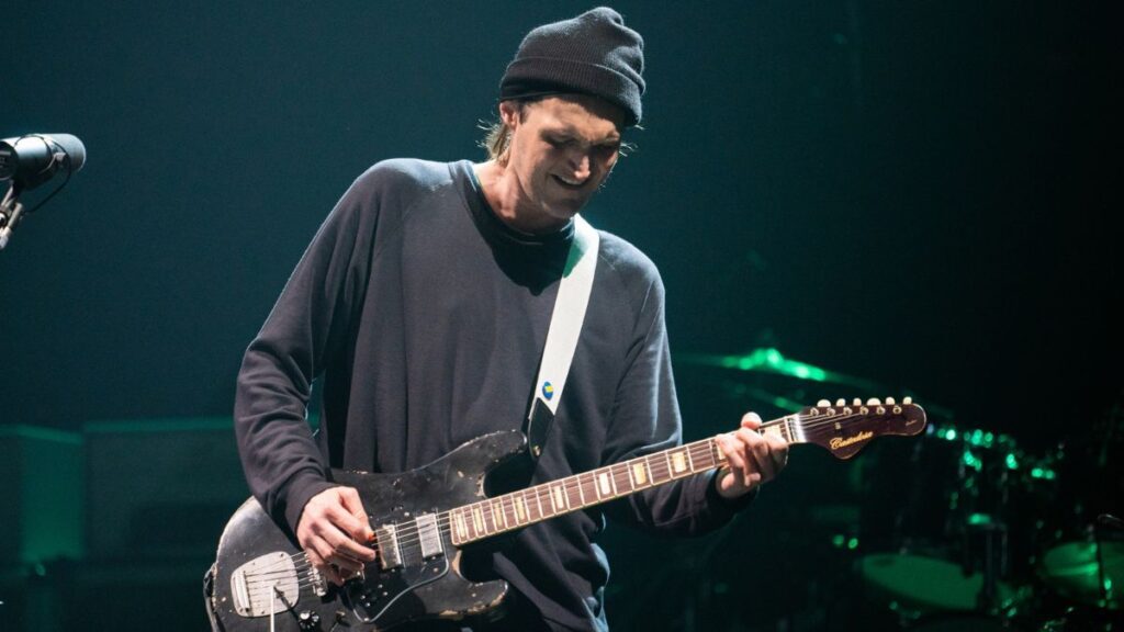 Dilapidated Crimson Sizzling Chili Pepper guitarist Josh Klinghoffer avoids jail term after accepting plea deal in vehicular manslaughter case
