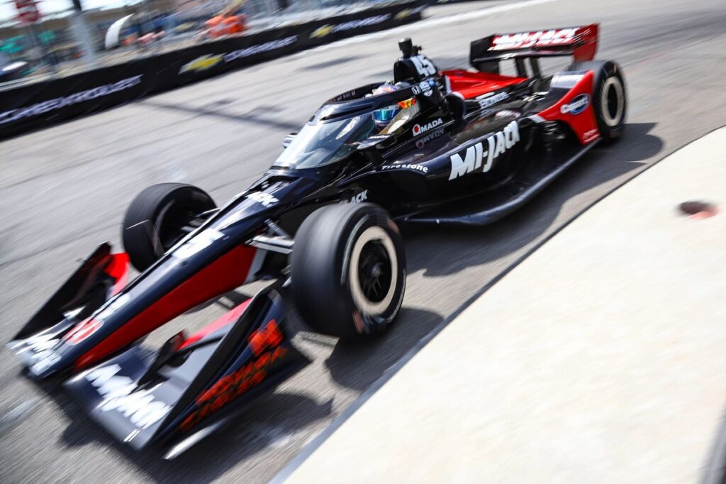 IndyCar Detroit GP: Tear pink-flagged after vicious, late shatter