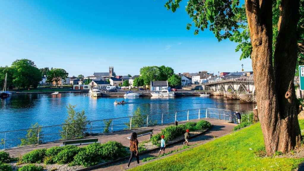 How one can thought a self-drive boat tour of Ireland’s River Shannon